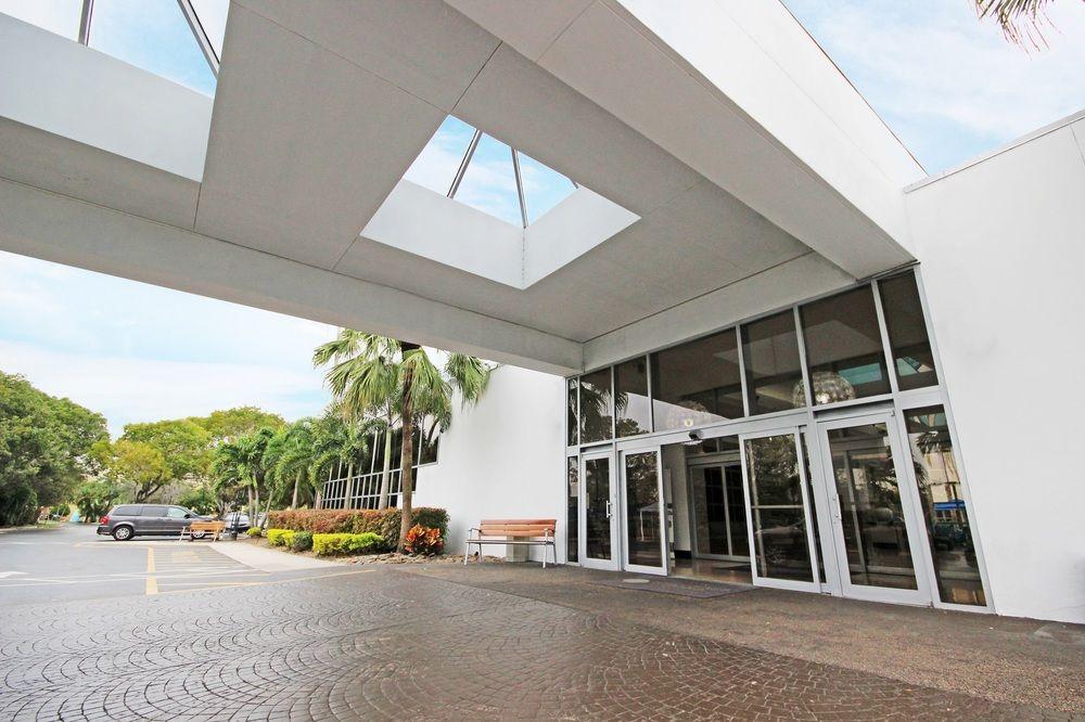 Sawgrass Grand Hotel And Suites Sports Complex Sunrise Exteriér fotografie