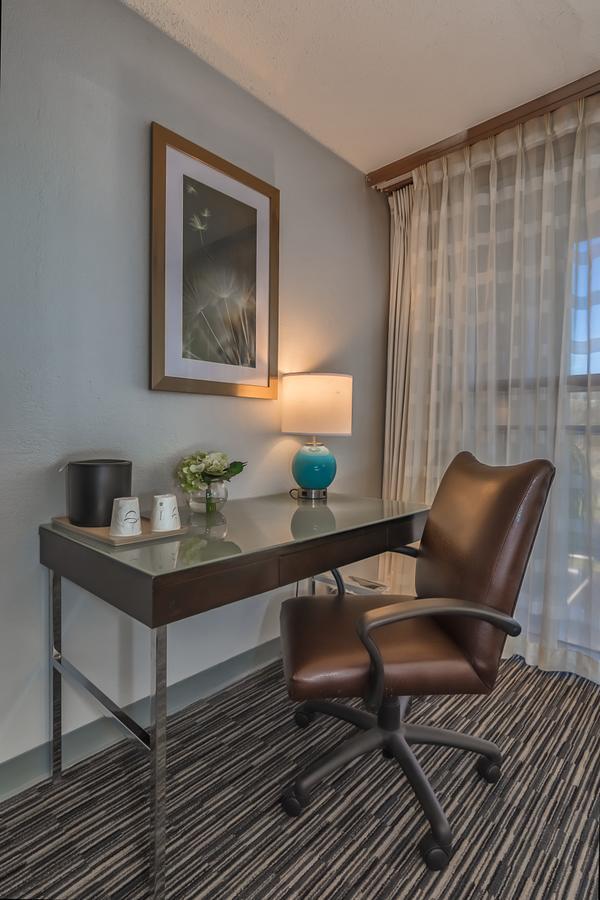 Sawgrass Grand Hotel And Suites Sports Complex Sunrise Pokoj fotografie